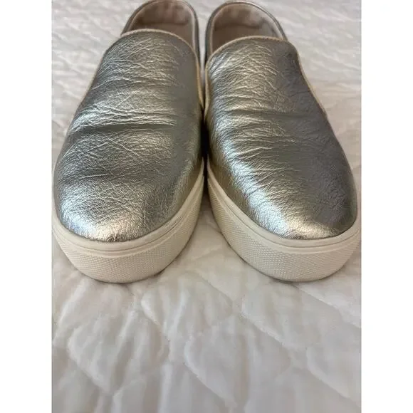 Birdies 7.5 The Swift Slip On Silver Leather Shoes
Boat shoes - Picture 4 of 8